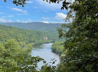 Kanode Dr, Eggleston, VA 24086