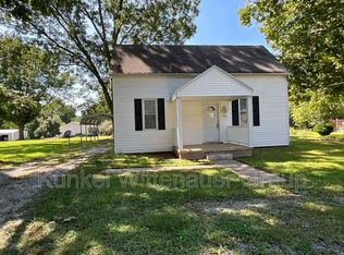 821 Edward St, Saint Libory, IL 62282