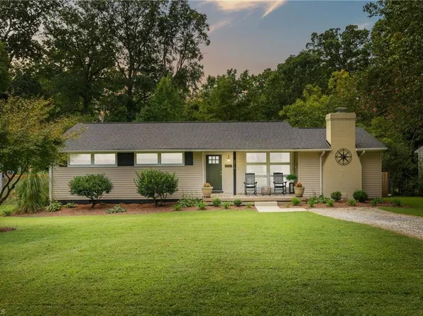 2515 Overbrook Dr, Greensboro, NC 27408