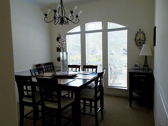 2nd image of 25222 Sundown Canyon Ln