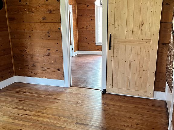 From living room to 2nd bedroom