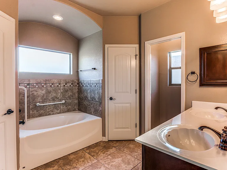 5444 Pedro Lucero Dr — Photo 23