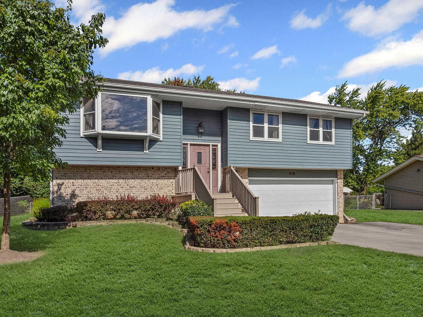 264 Winston Ln photo 1