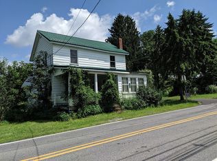 1118 Forest Hills Dr, Salix, PA 15952