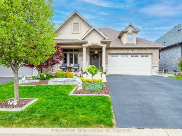 24 Kintyre Trl, Welland, ON L3B 0B6