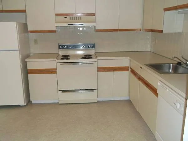 2 bed, 750 sqft, $2,650 — Photo 2