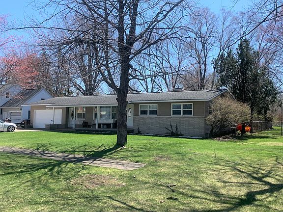3rd image of 1639 Langeland Ave