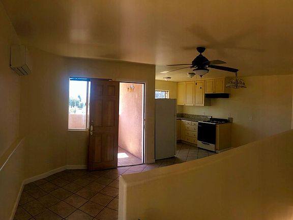 3rd image of 5333 S Centinela Ave