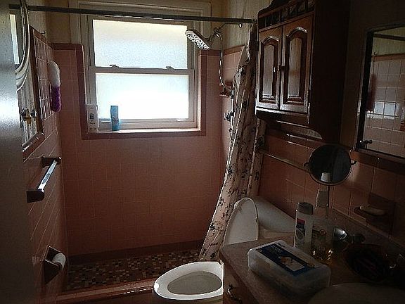 4th image of 4620 Drummond Ln