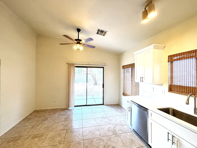82 S Criss Pl — Photo 7