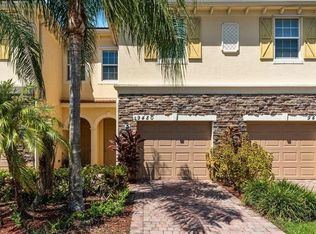 9480 SW Merlin Ct, Stuart, FL 34997