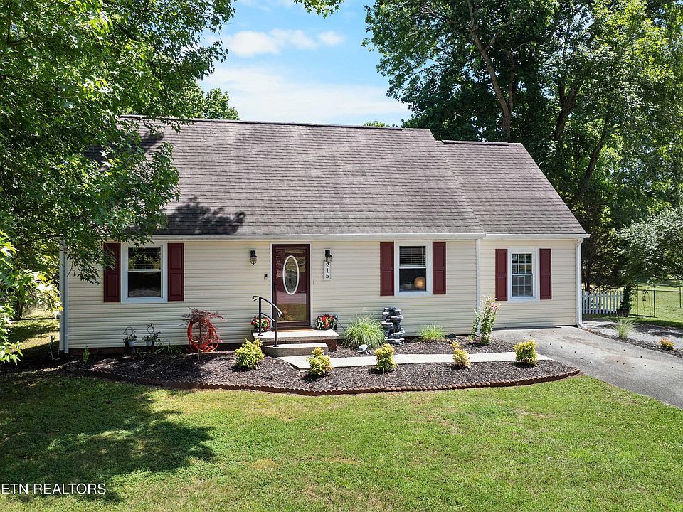 1st image of 215 Tusculum Dr