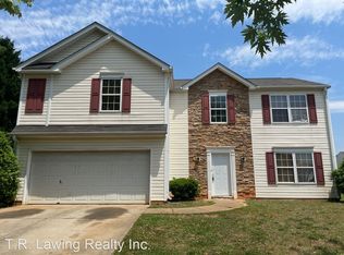 12113 Harpley Ct, Charlotte, NC 28215