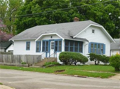 1602 Price St photo 1