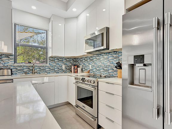 3rd image of 93 S Cortez Drive Circle #93