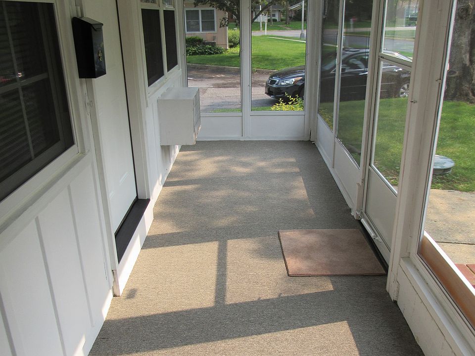 Screen Porch