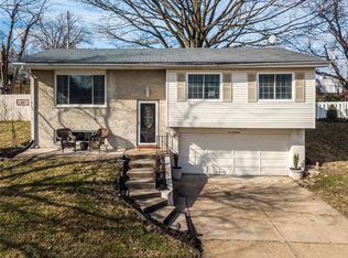 619 Robin Dr, Arnold, MO