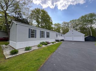 20 Elm St, Lyman, ME 04002