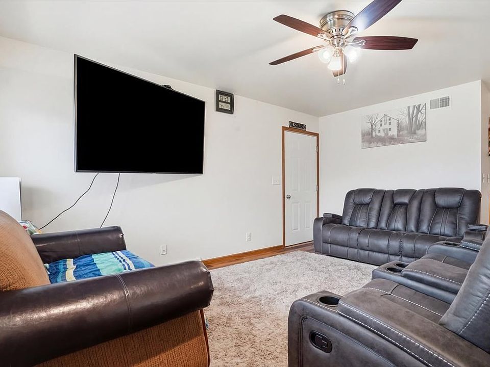 1624 Arrington Dr, North Chicago, IL 60064 | MLS #12609884 | Zillow