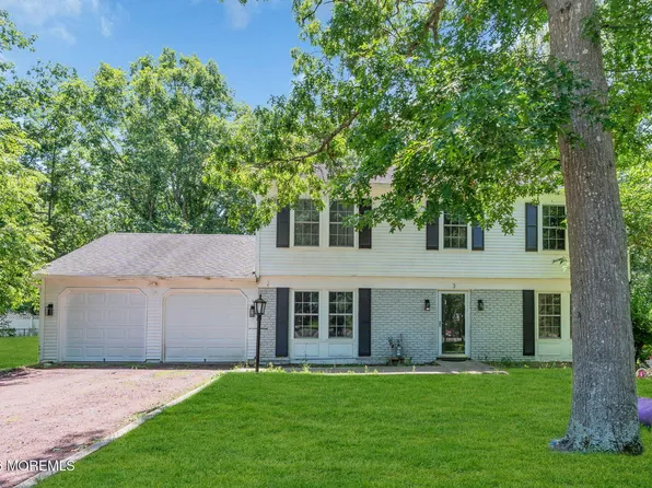 3 Riverwood Court, Toms River, NJ 08757
