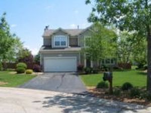 615 Oxford Ct, Lindenhurst, IL, 60046