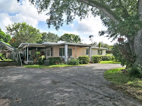 6851 Sunset Dr, South Miami, FL 33143