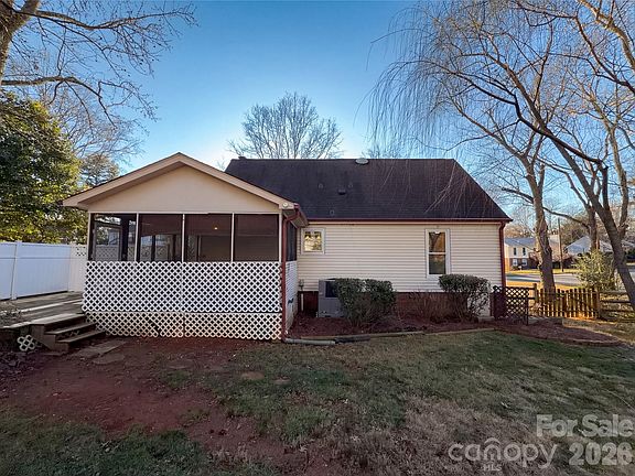 5th image of 9601 Buckskin Ln
