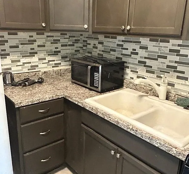 607 W Dallas St — Photo 13