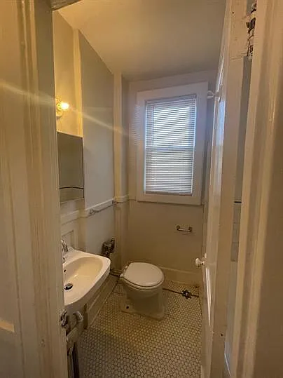 2024 Hubbard St — Photo 12