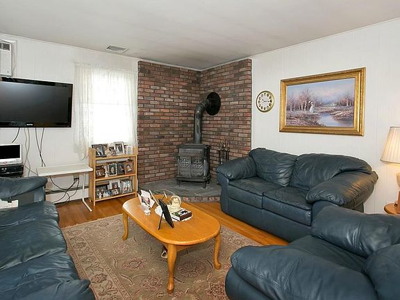 4th image of 91 Edgewood Ave