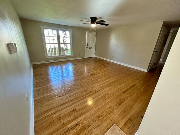 3rd image of 114 Wright Rd