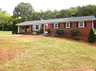 333 Bradley Rd, Winston Salem, NC 27107