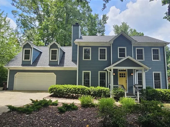 290 Oakmere Dr, Alpharetta, GA 30009