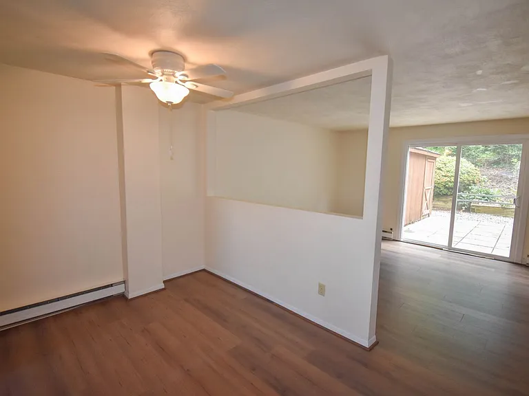 351 W Grape St — Photo 4
