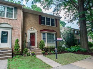 9032 Rosewall Ct, Springfield, VA 22152