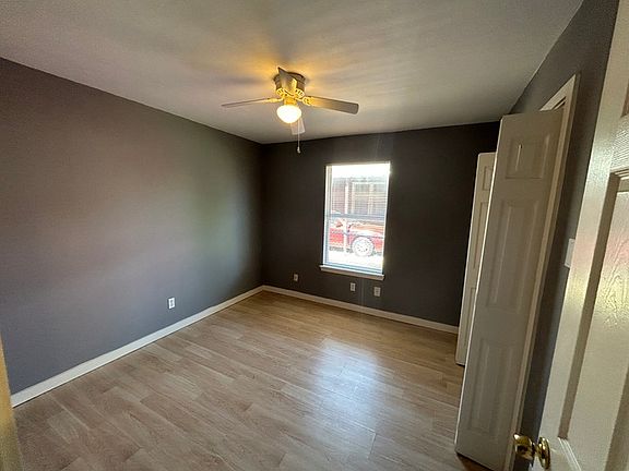 3rd image of 523 Arthur St APT 1