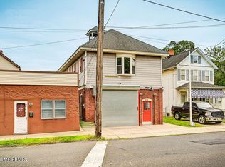 95 Broadway, Keyport, NJ 07735