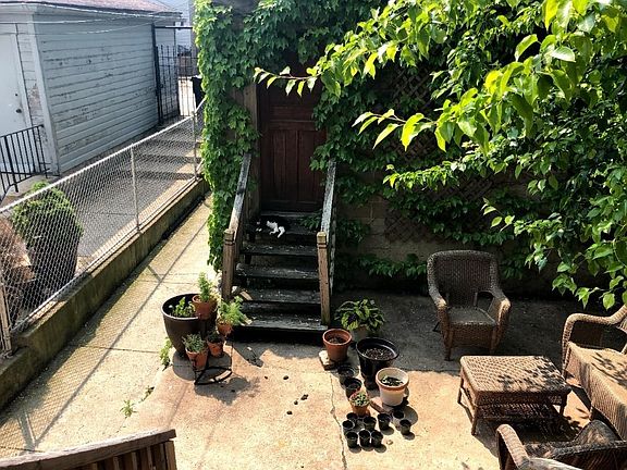 5th image of 908 S Oakley Blvd #1