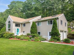 31 Lavelle Rd, Holmes, NY 12531