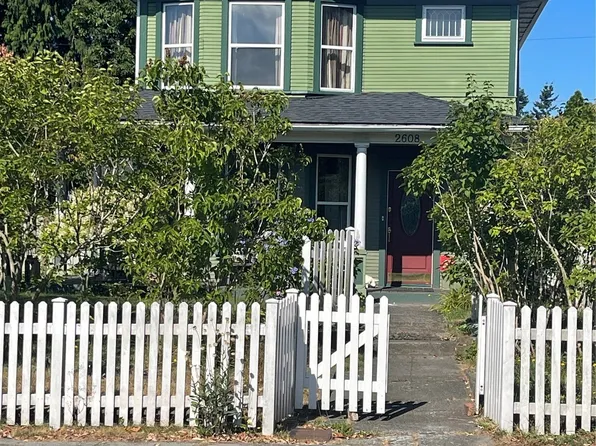 2608 Baker Avenue, Everett, WA 98201