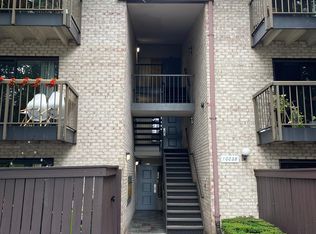 10028 Stedwick Rd APT 302, Montgomery Village, MD 20886