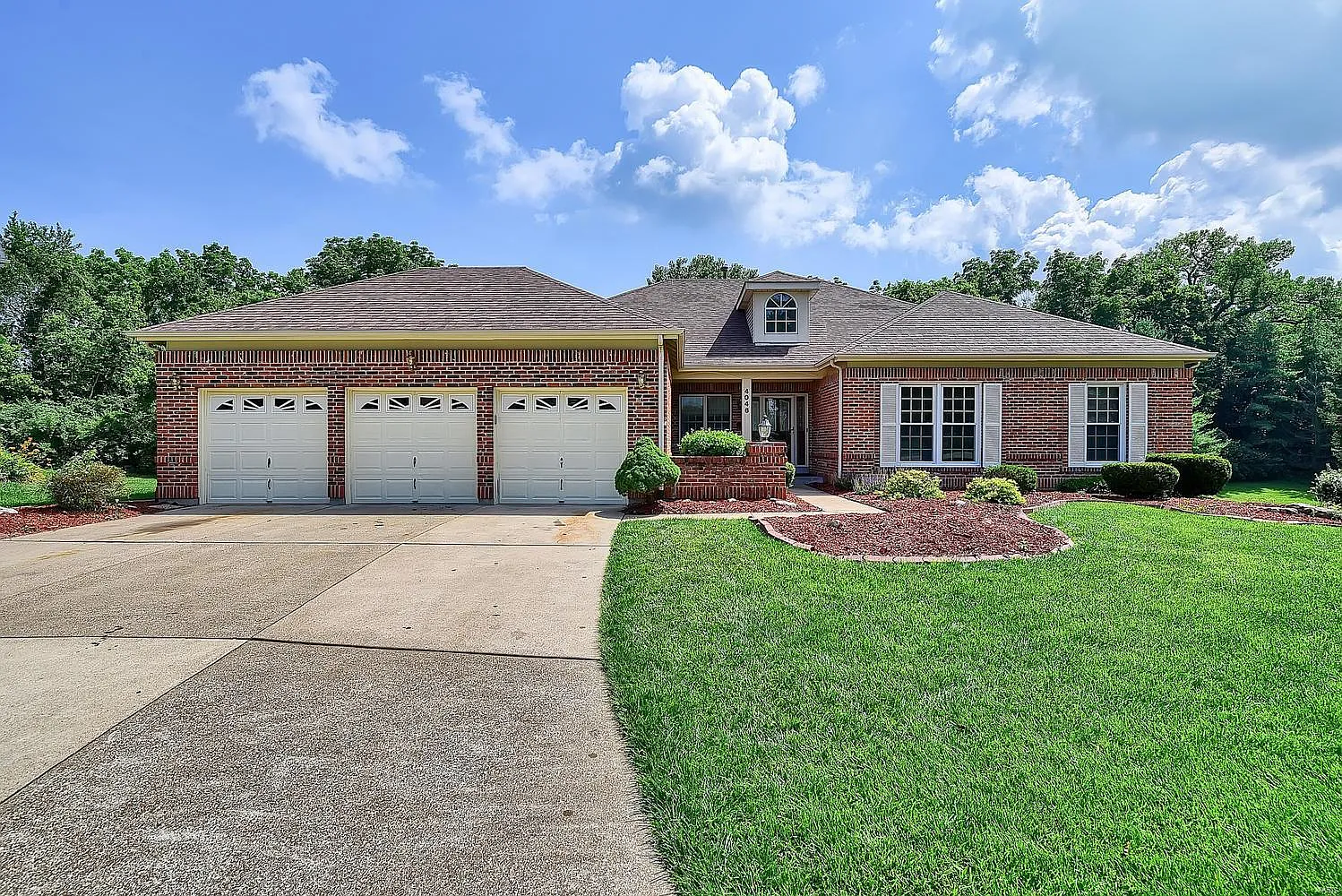 4046 Hartwick Ct photo 1