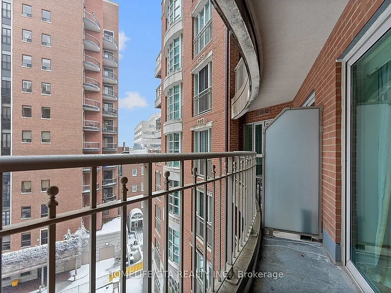 33 Delisle Ave #610 — Photo 27