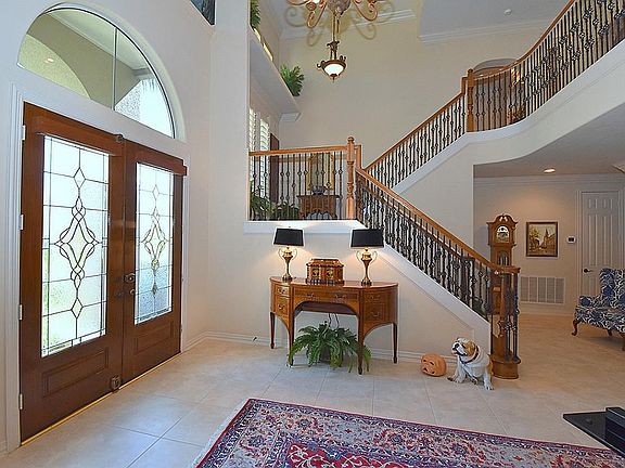 3rd image of 2042 Diamond Springs Dr