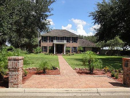 1st image of 2413 Sendero Ave