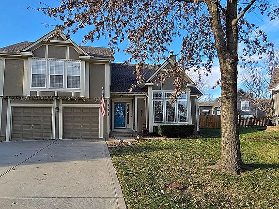 3rd image of 21918 W 51st Pl