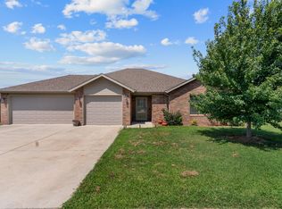 3111 N Oakland Ave, Springfield, MO 65803