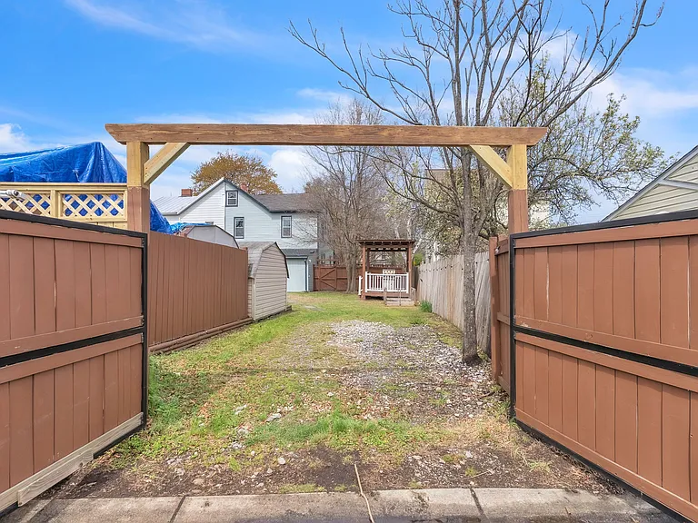 4109 Crittenden St #MAIN — Photo 21