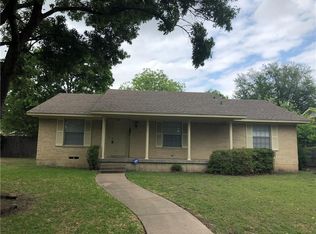 865 Magnolia Ln, Lancaster, TX 75146