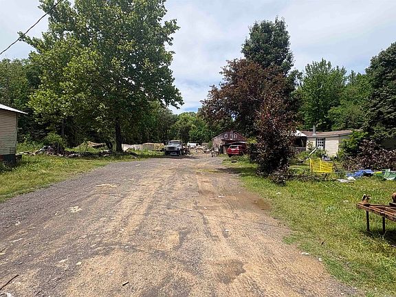 2nd image of 11115 Centennial Rd